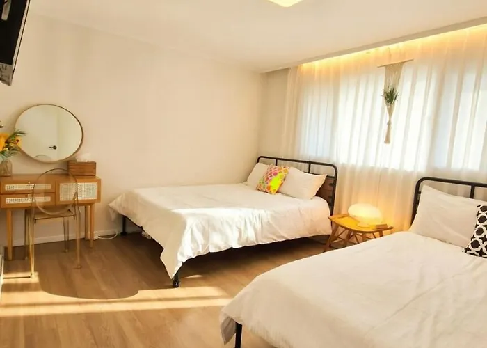 Appartement #3 New Open 홍대 신촌 마포 홍대입구역 도보8분 합법숙소 Ak백화점 연남동 메인거리 *
